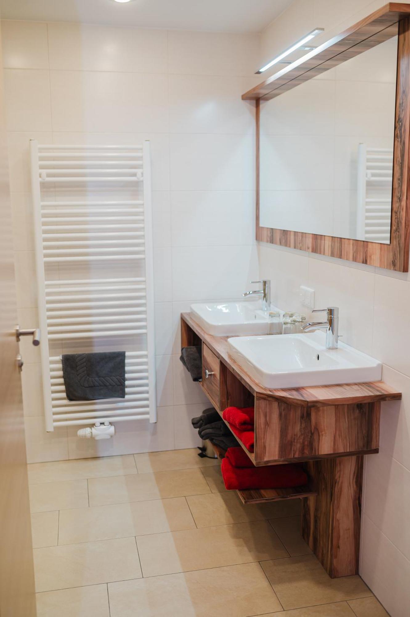 Bacherhof Farm stay Mariapfarr